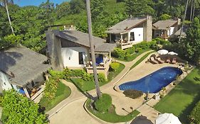 Khanom Hill Resort